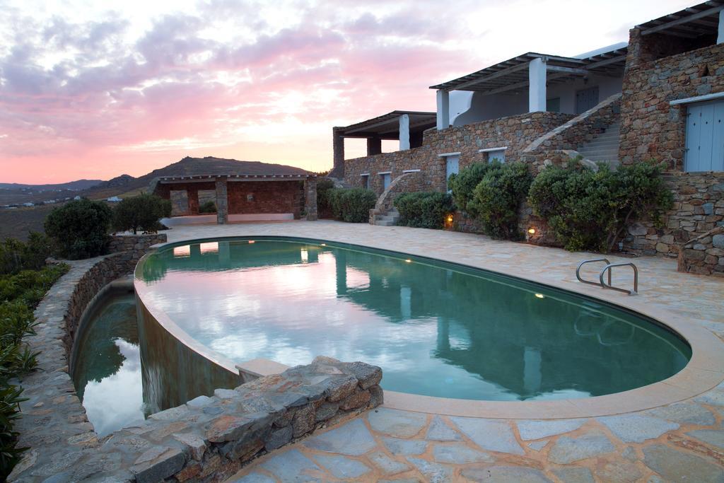 3 Bedroom Cycladic Villa Lia 칼라파티스 외부 사진